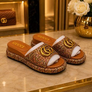 Sandales plateforme Gucci brodées