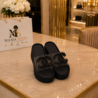 Sandales Chanel compensées perlées – Élégance Chic