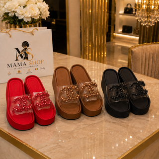 Sandales Chanel compensées perlées – Élégance Chic